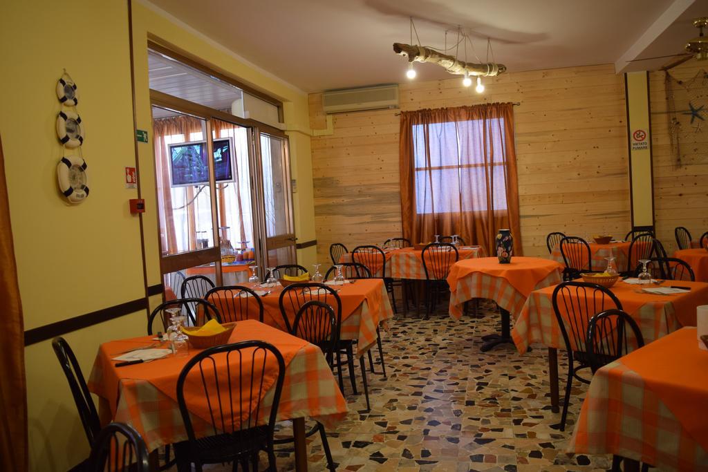 Hotel Ottavia Rimini Kültér fotó
