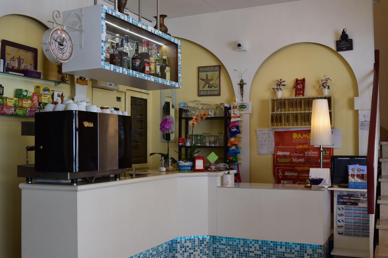 Hotel Ottavia Rimini Kültér fotó
