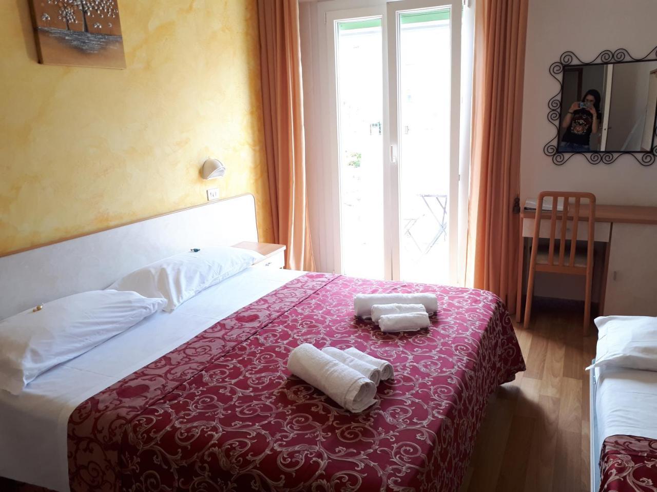 Hotel Ottavia Rimini Kültér fotó